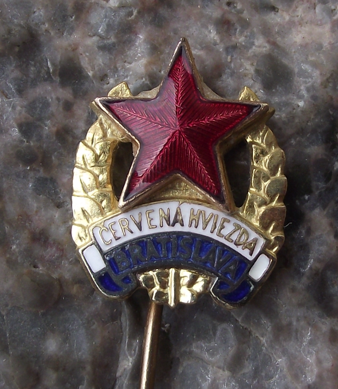 Vintage Cervena Hviezda Bratislava Red Star Football Soccer Club Pin Badge