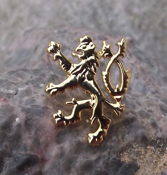 Czechia Czech Republic Rampant Lion National Coat of Arms Gold Color Pin Badge