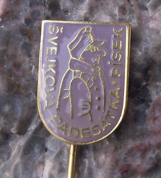 Vintage Good Soldier Svejk Jaroslav Hasek Czech Novel Pisek 50km Walk Pin Badge