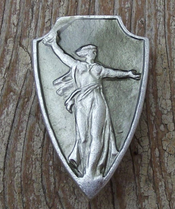 The Motherland Calls Giant Soviet Statue Mamayev Russia Volgograd Pin Badge