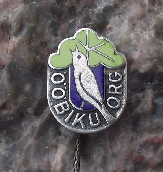 Vintage Oobikuorg Estonia Nightingale Valley Pin Badge