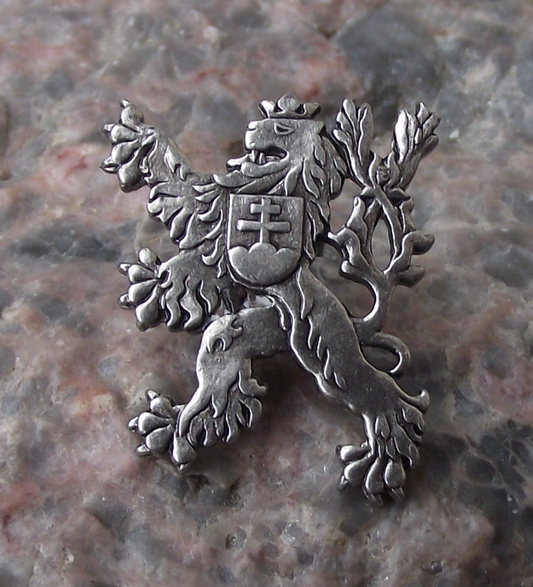 Large Czechoslovakia Rampant Lion National Coat of Arms Metal Pin Badge