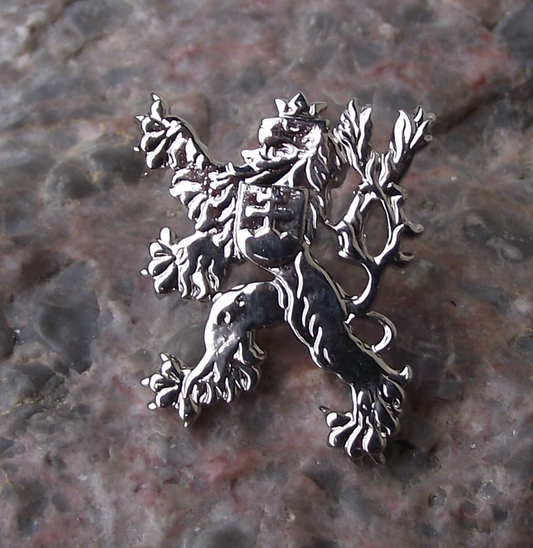 Large Czechoslovakia Rampant Lion National Coat of Arms Silver Colour Pin Badge