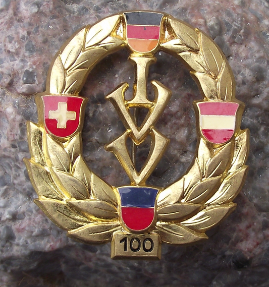 Vintage 100 km IVV Internationaler Volkssportverband Large Award Pin Badge
