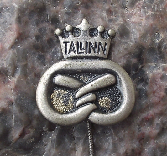 Vintage Tallinn Estonia Royal Crown over Rope Knot Souvenir Pin Badge