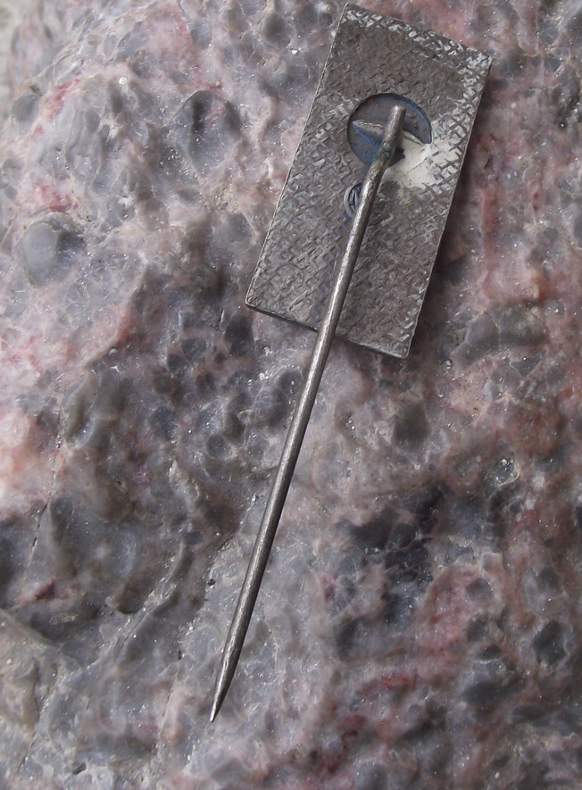 Vintage Tokajik Slovakia World War 2 Massacre Remembrance Statue Pin Badge