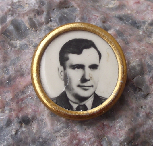 1963 Pavel Popovich Soviet Vostok Space Astronaut Photograph Pin Badge