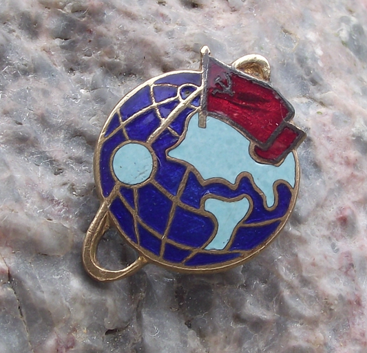 1957 Sputnik 1 Satellite Earth Orbit Russian Red Flag Space Pin Badge