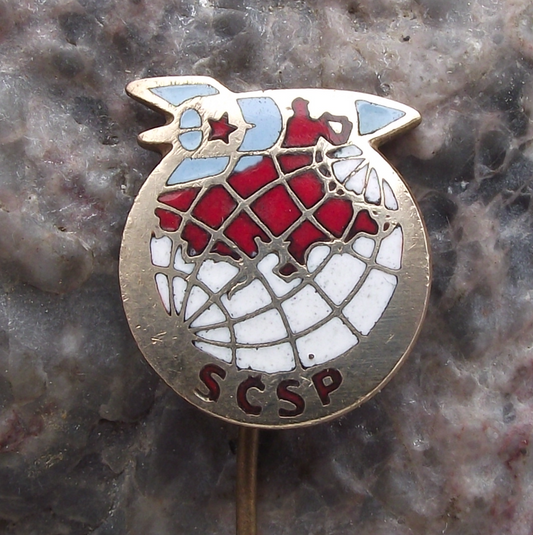 Vintage Vostok 1 Space Race Yuri Gagarin Exploration SCSP Rocket Earth Pin Badge