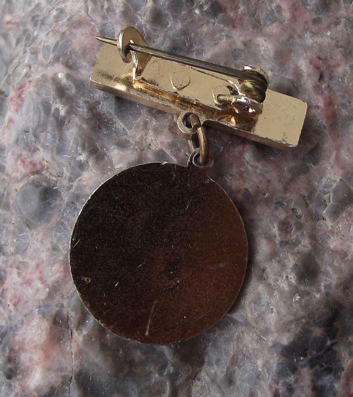 Vintage SCSP Boy Handing Flowers to Soviet Soldier Medal