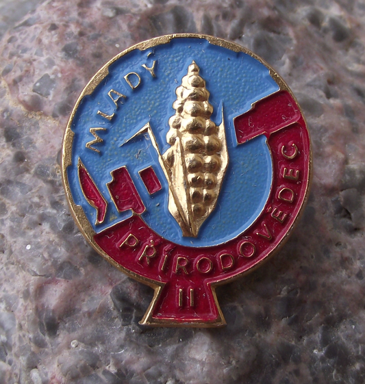 Young Naturalist Czechoslovakia Youth Pioneer Nature Award Stage 2 Pin Badge