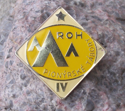 Young Pioneer Czechoslovakia Youth Camping Award Stage 4 Tent Pin Badge