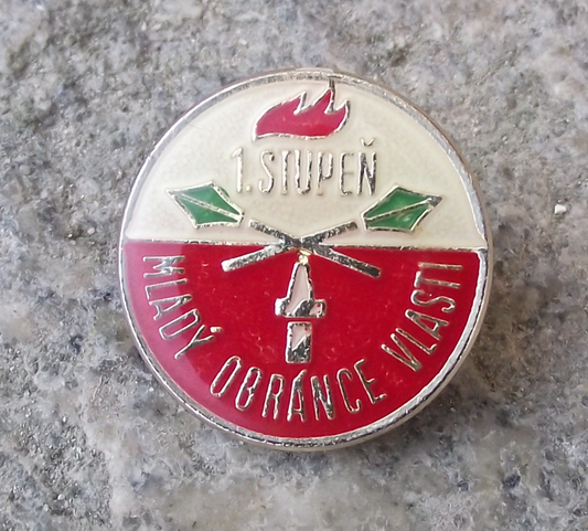 Vintage Pioneer Czech Scouts Homeland Defense Award Stage 1  Pin Badge