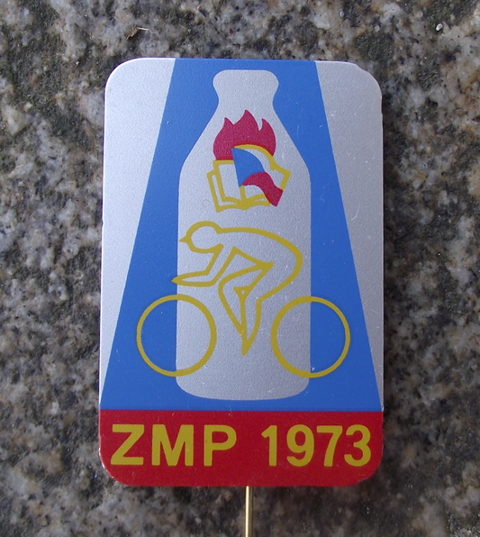 1973 Pioneer Czech Scouts Bicycle Race Pionýrský Závod míru ZMP Pin Badge