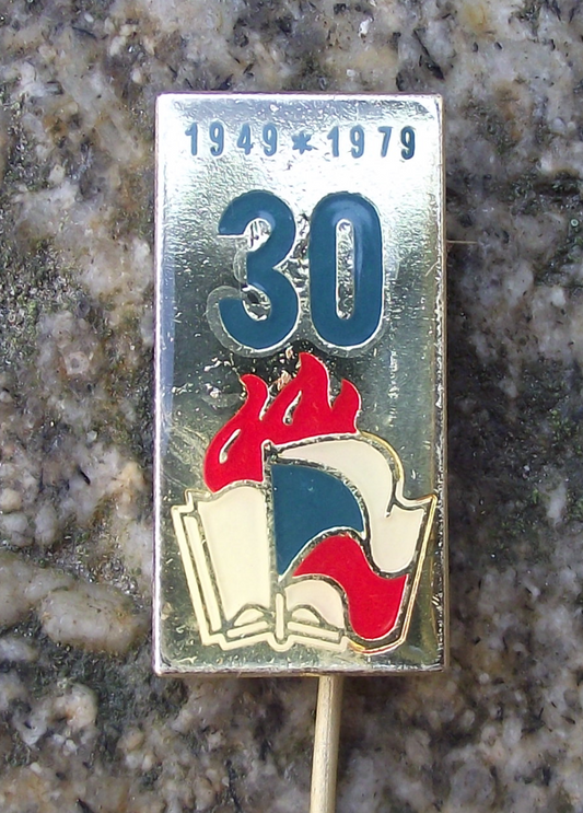 1979 Czechoslovakia Pioneer Youth Group Movement 30th Anniversary Pin Badge
