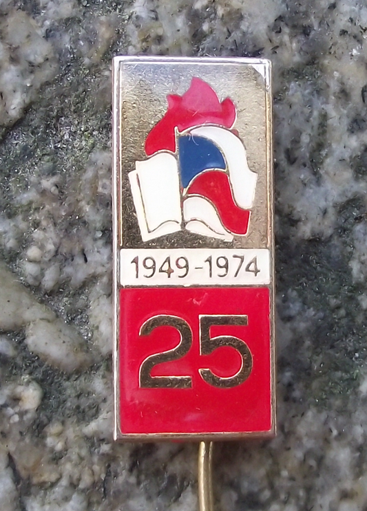 1974 Czechoslovakia Pioneer Youth Group Movement 25th Anniversary Pin Badge