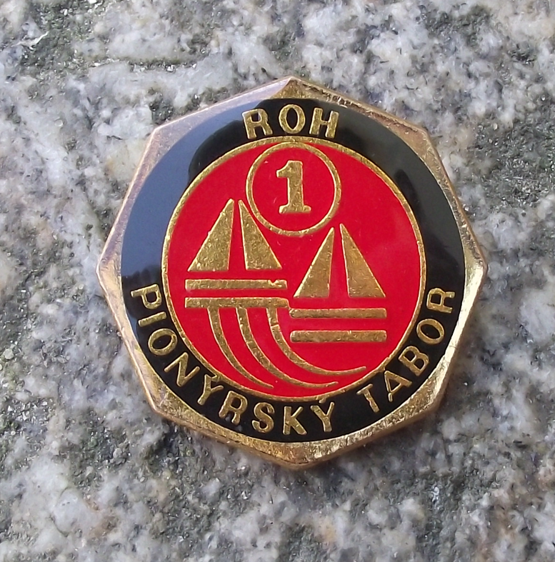 Vintage Pioneer Czech Pionyr Youth Camp Award Stage 1 Camping ROH Pin Badge