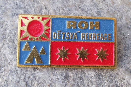 Vintage Pioneer Czech Pionýr Camp Children's Recreation 3 Star ROH Pin Badge