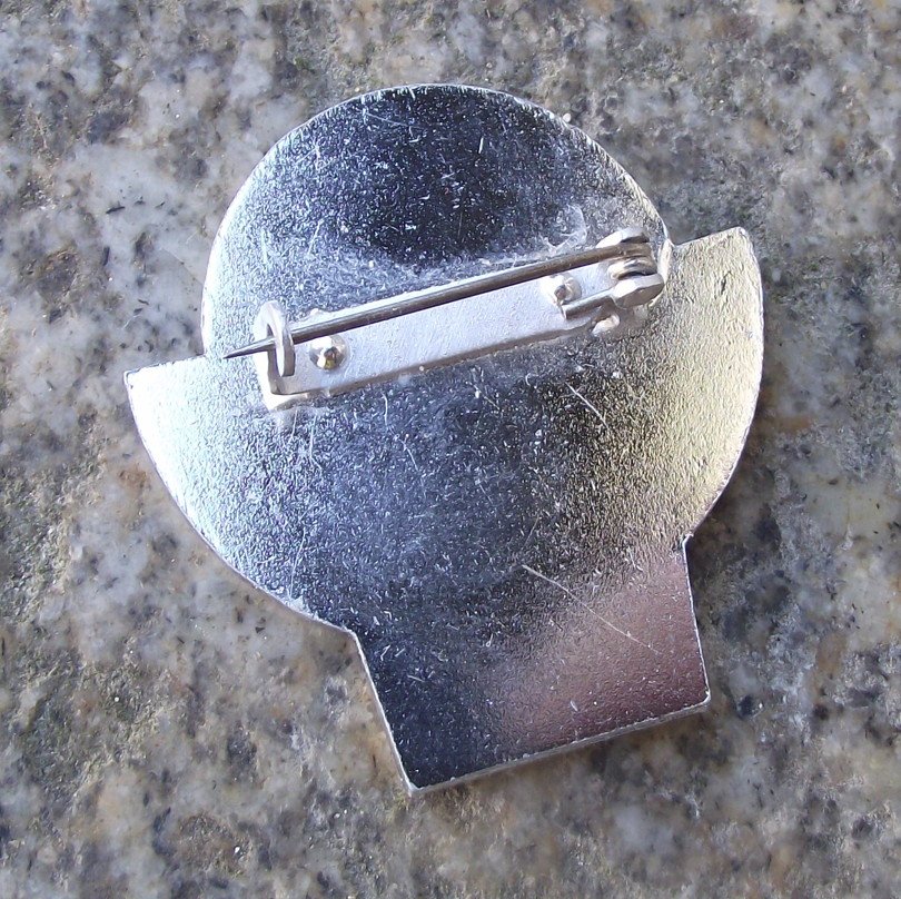 Vintage Czech Pioneer Camp Pionyr Youth Award Volleyball ROH Pin Badge