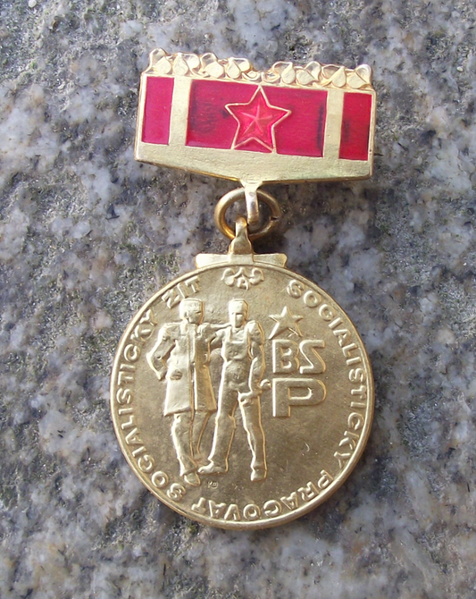 Vintage Socialist Workers Brigade BSP Czechoslovakia Gold Medal Award