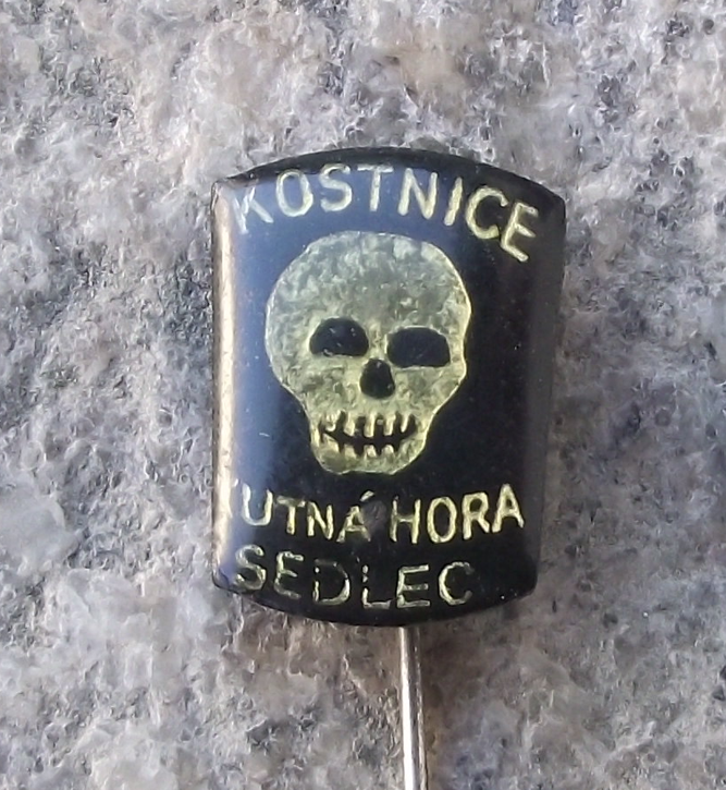 Vintage Kostnice Sedlec Ossuary Bone Skeleton Church Skull Resin Pin Badge