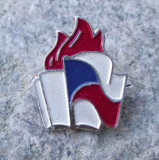 Vintage Czechoslovakia Pioneer Youth Group Logo Promise Slib Pin Badge