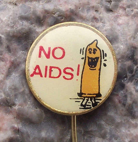 Vintage NO AIDS Slogan Smiling Cartoon Condom Pin Badge