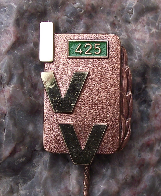 Vintage 425 km IVV Internationaler Volkssportverband Award Pin Badge