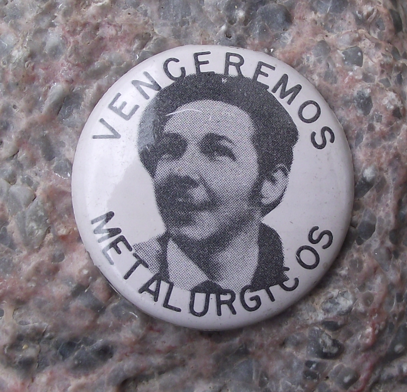 Vintage Cuban National Hero Venceremos Frank Spencer Cuba Pin Badge