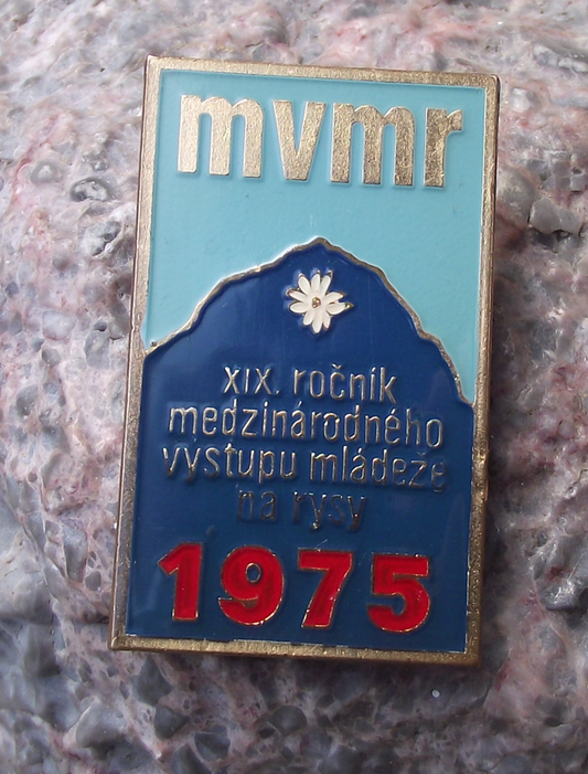 1975 MVMR 19th International Ascent of Rysy Mountain Youth Pin Badge