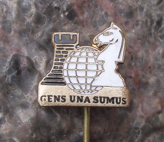 Vintage Chess Society Gens una sumus White Knight Black Rook Pin Badge