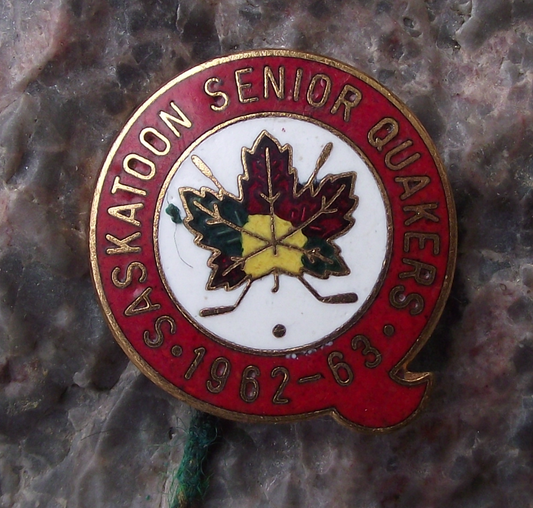 1963 Saskatoon Senior Quakers Ice Hockey Team Canada Maple Leaf Pin Badge