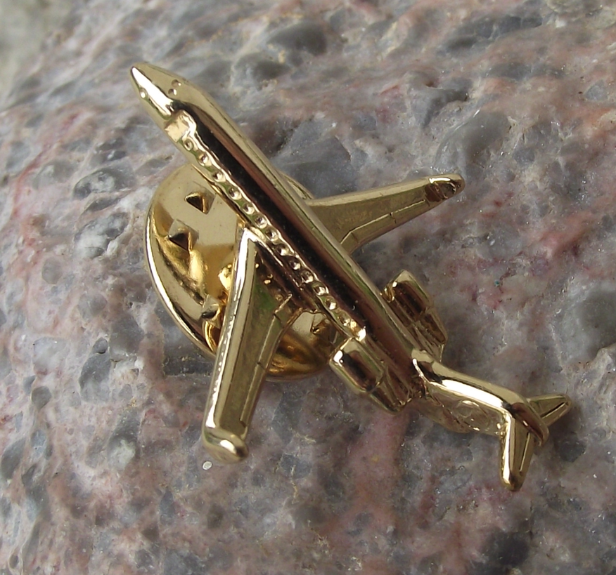 Golden Colour Bombardier CRJ Passenger Aircraft Tie Pin Badge - Badgecrazy