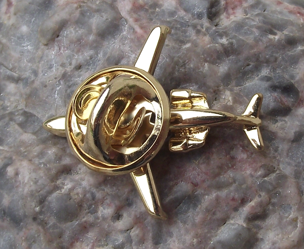 Golden Colour Bombardier CRJ Passenger Aircraft Tie Pin Badge - Badgecrazy