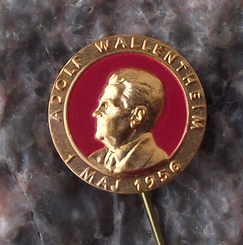 1956 Sweden Swedish May 1st Labor Day Adolf Wallentheim Mayday Pin Badge - Badgecrazy