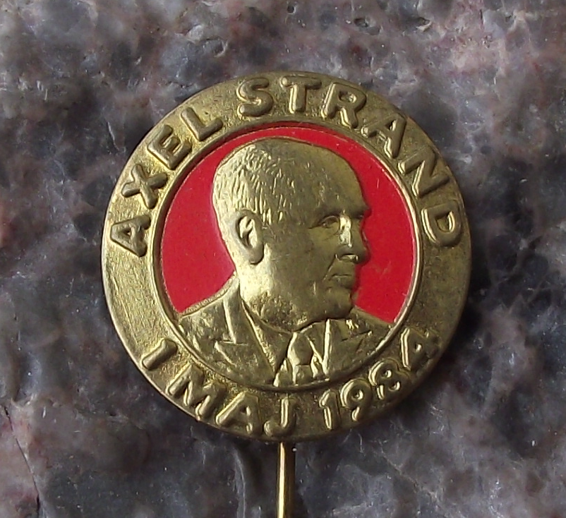 1984 Sweden Swedish May 1st Labor Day Axel Strand Pin Badge - Badgecrazy