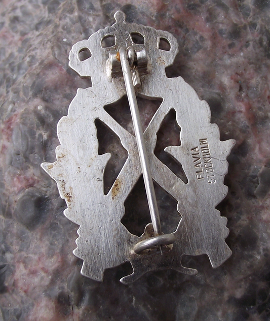 Vintage Swedish Shooting Award Sweden Gun Crossed Rifles Pin Badge)