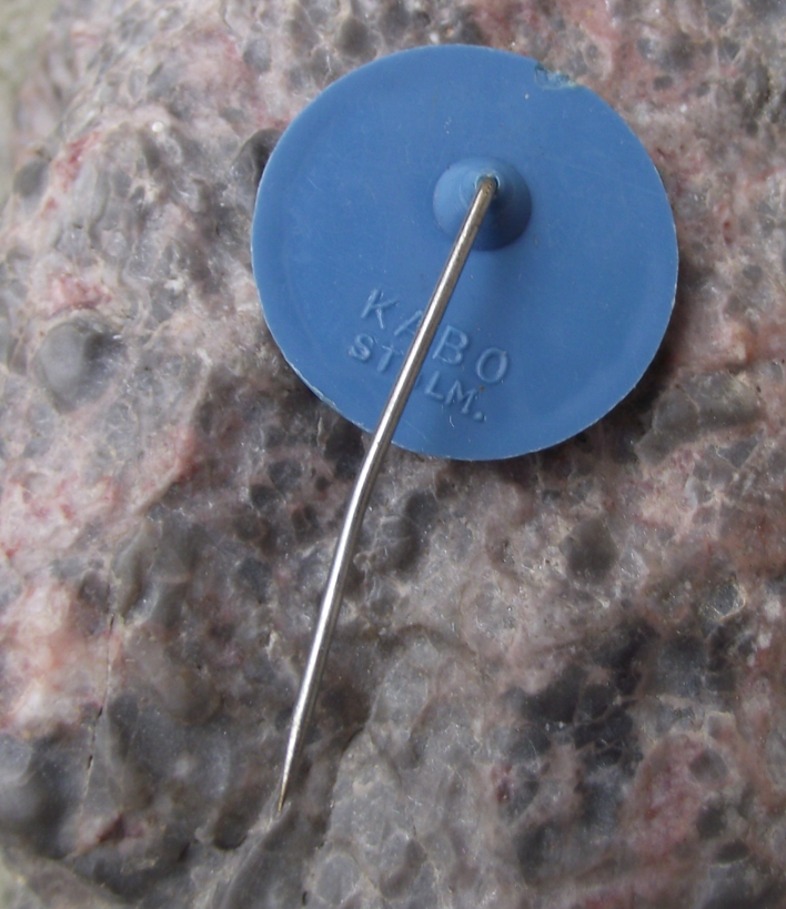 Vintage Swedish EUROPA KOMMER IGEN Sweden Handshake Pin Badge