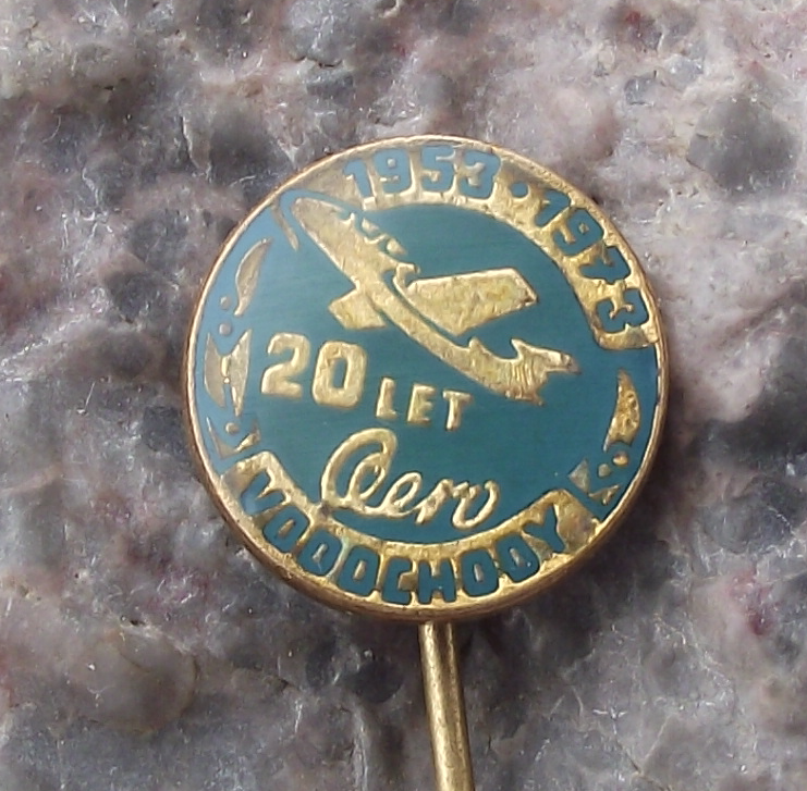 1973 Aero Vodochody Aircraft Factory 20th Anniversary L-29 Delfin Jet Pin Badge - Badgecrazy