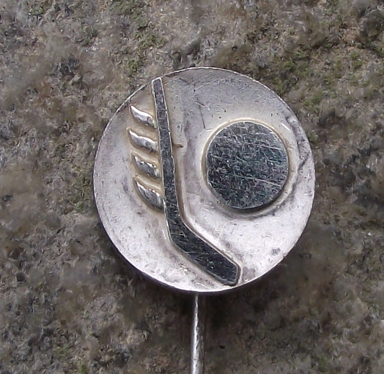 1966 World Ice Hockey Championships Yugoslavia Ljubljana Pin Badge - Badgecrazy