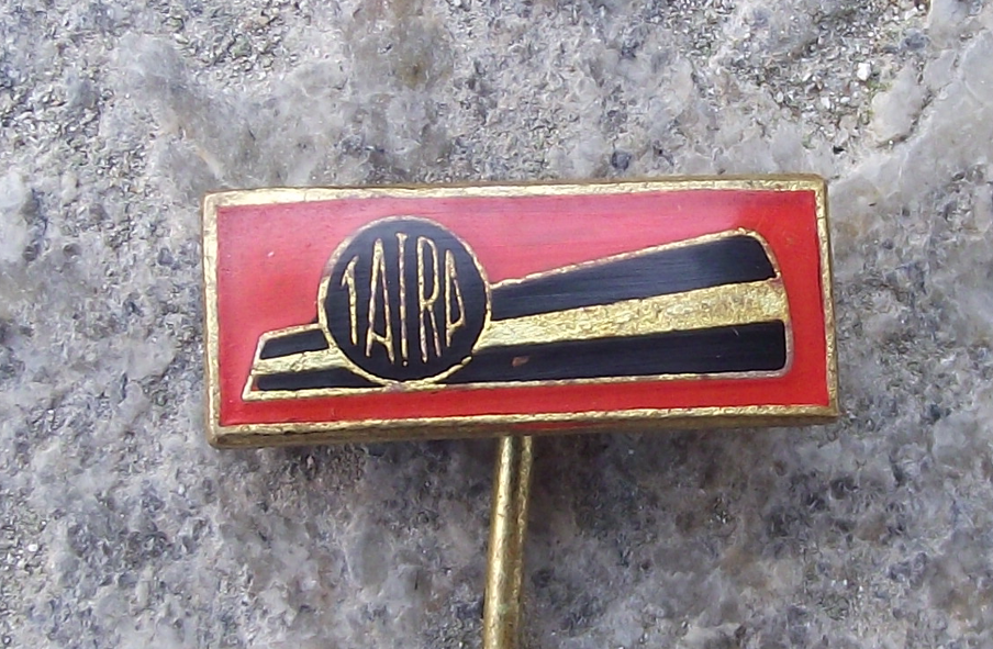 Vintage Tatra Railway Carriages Wagons Company Pin Badge - Badgecrazy