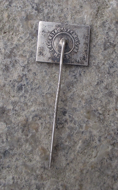 Vintage SDS Pucken Sweden Swedish Ice Hockey Pucks Company Pin Badge - Badgecrazy