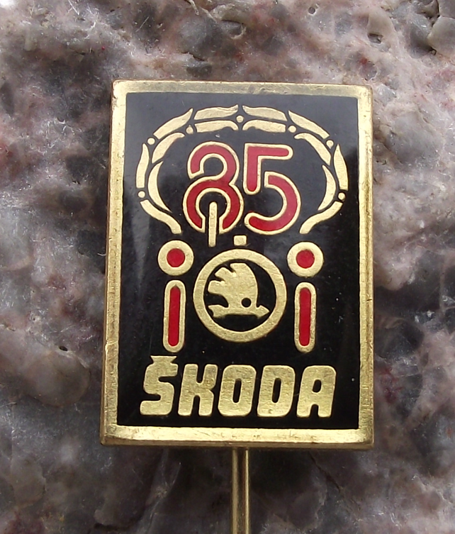 1979 Skoda Car Company Mlada Boleslav 85th Anniversary Pin Badge