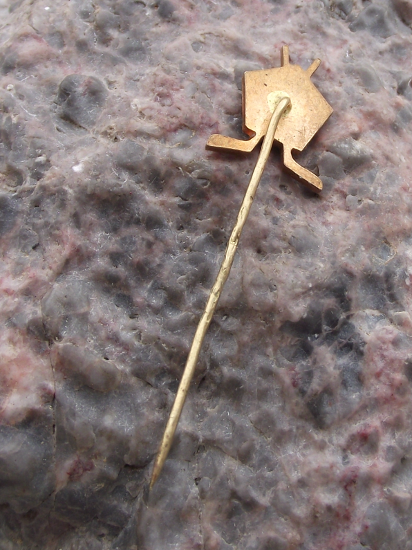 Vintage Slovan CHZJD Bratislava Czechoslovakia Ice Hockey Sticks Pin Badge