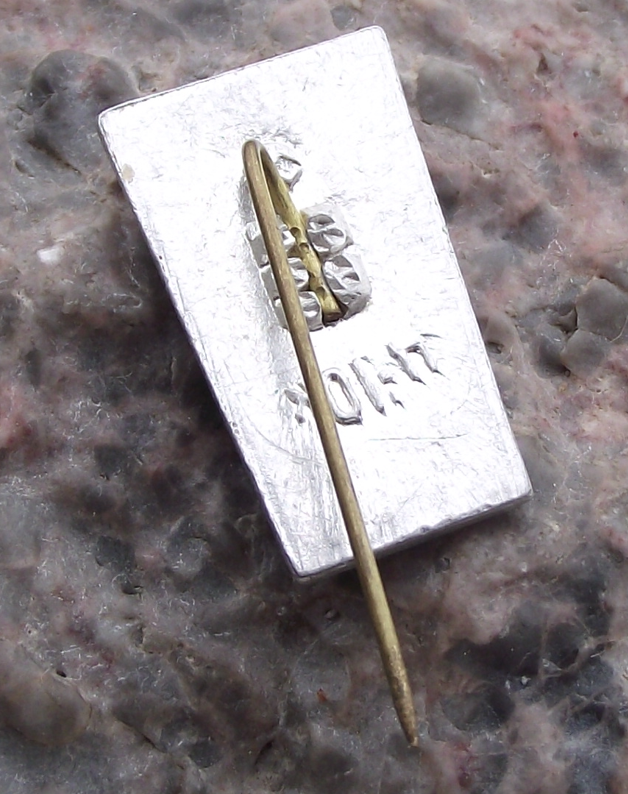 Vintage Soviet Union Ukraine Blue Red Flag Lenin Ukrainian SSR Pin Badge