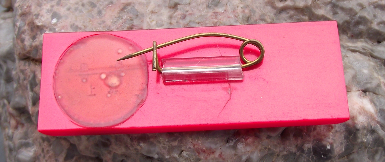 Vintage Chairman Mao Communist China STRIVE FOR VICTORY Pin Badge