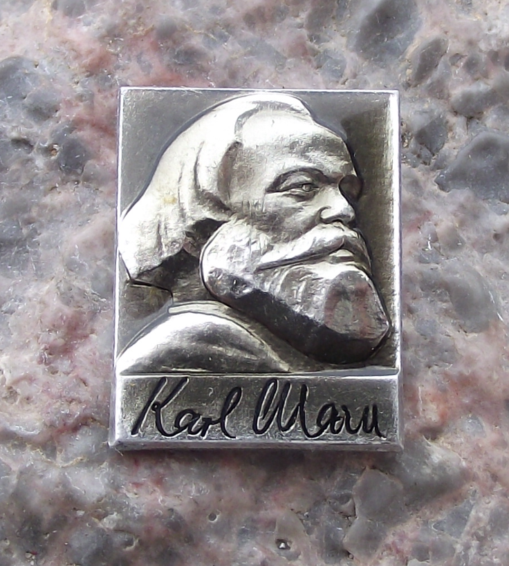 Vintage Karl Marx German Political Philosopher Writer Head Bust Pin Badge