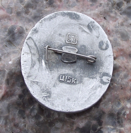 Vintage Grinning Antonina Nezhdanova Opera Singer Pin Badge