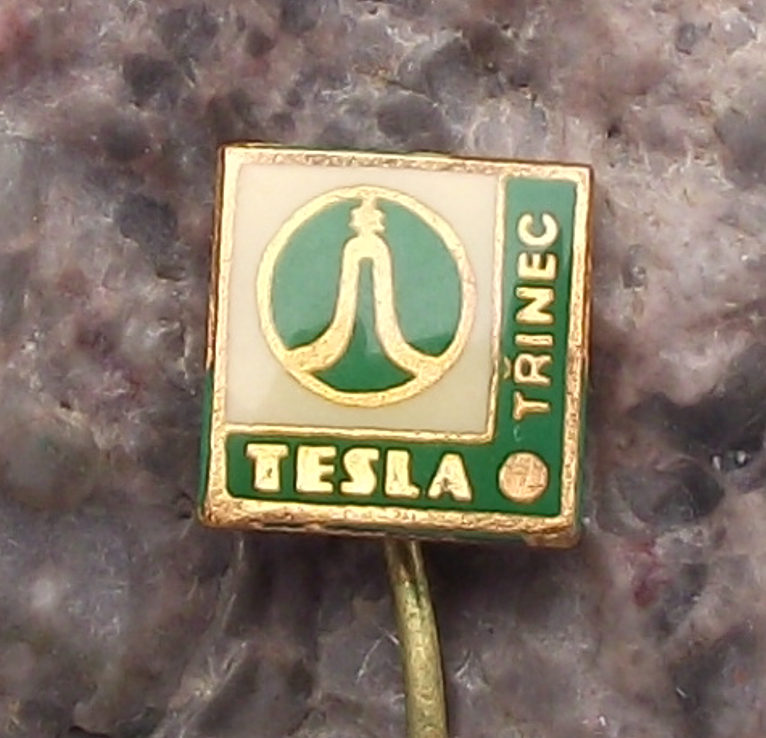 Vintage Tesla Electronics Třinec Sine Wave Logo Pin Badge