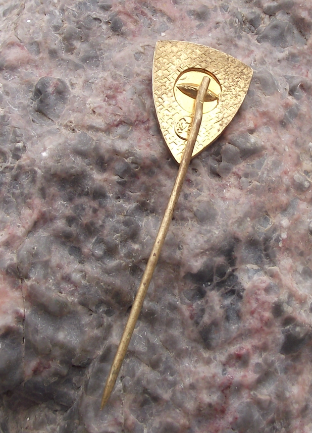 Vintage Tesla Electronics Orava Televisions Shield Pin Badge